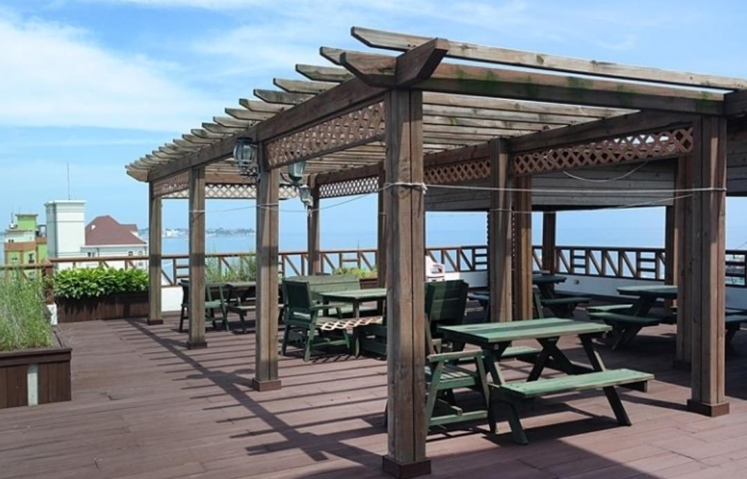 Leselect Pension Каннын Экстерьер фото