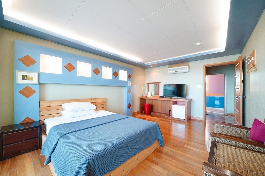 Leselect Pension Каннын Экстерьер фото